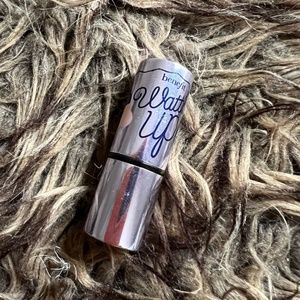 Mini Benefit Watt Up Highlighter